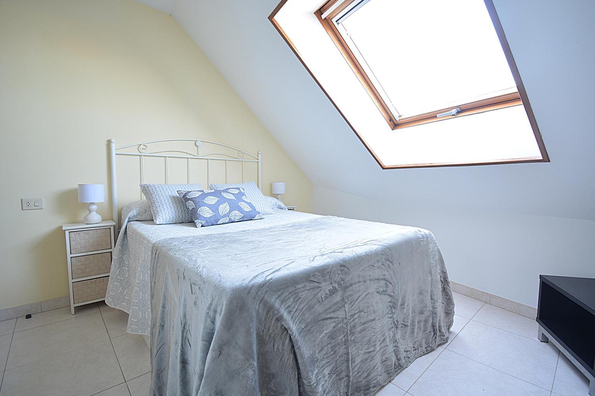 Apartamento Con Terraza Frente Al Mar En O Grove Extérieur photo