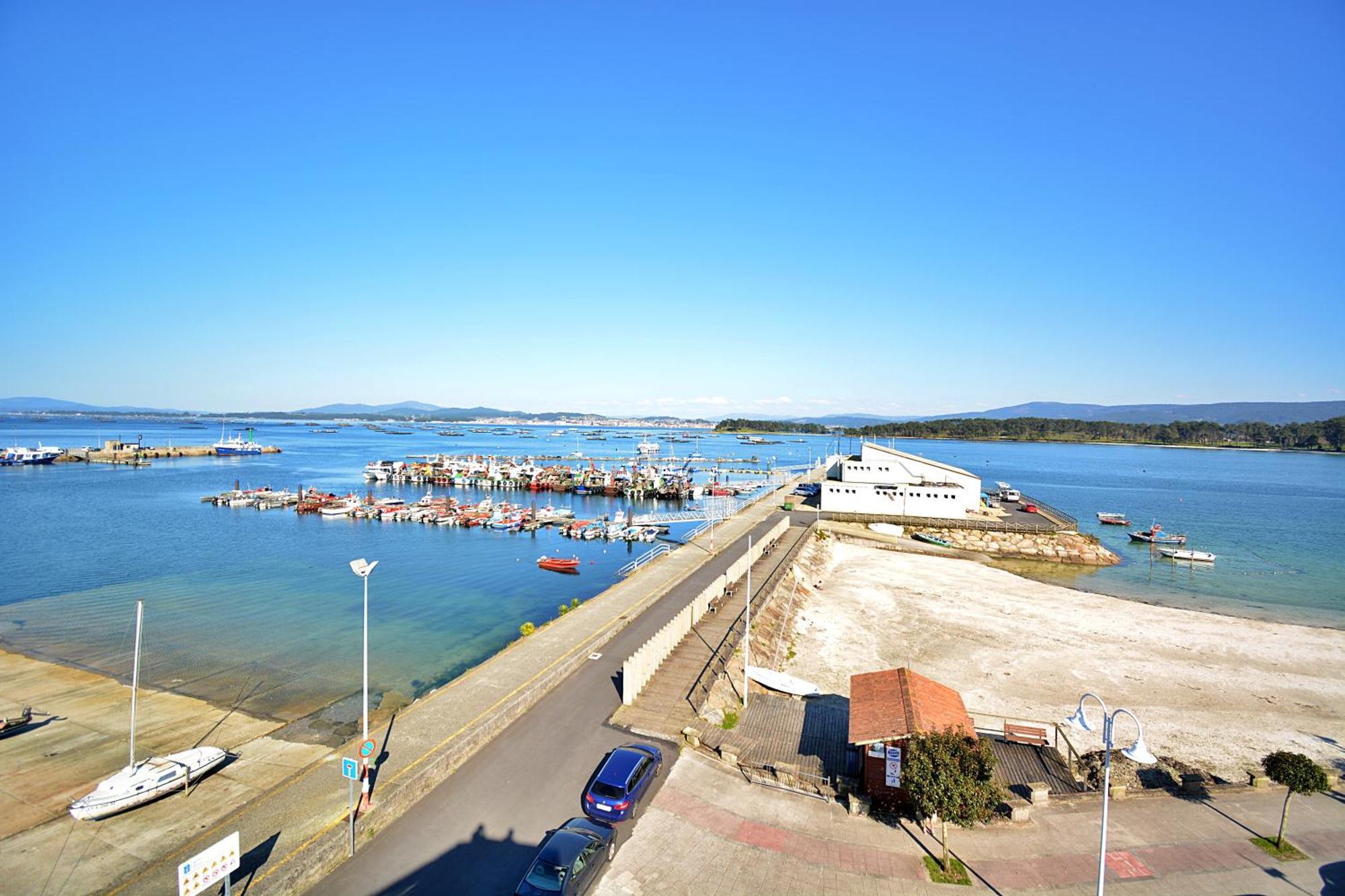 Apartamento Con Terraza Frente Al Mar En O Grove Extérieur photo